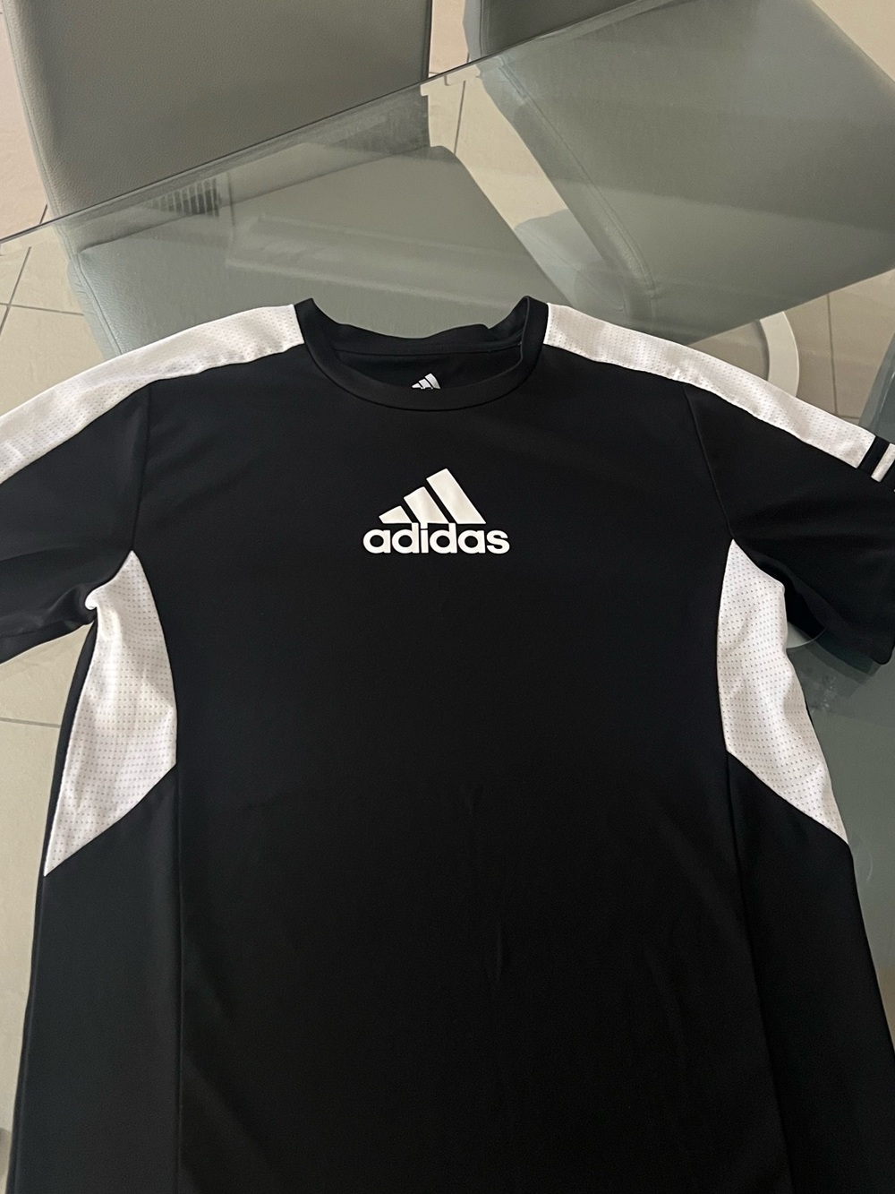 Adidas Black Athletic Short Sleeve dri fit boys T-Shirt size large 14/16 - Picture 2 of 5